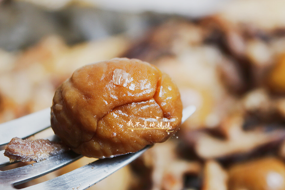 鮑魚干貝荷葉粽,momo肉粽推薦,網購 肉粽,端午粽,台式肉粽推薦,方形肉粽, 荷葉粽推薦,肉粽熱量,電鍋蒸粽,冷凍肉粽,電鍋蒸煮 粽