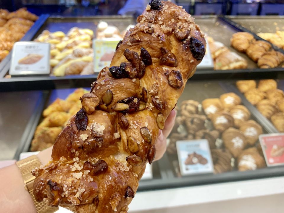 八月堂金饌吐司系列盛大登場