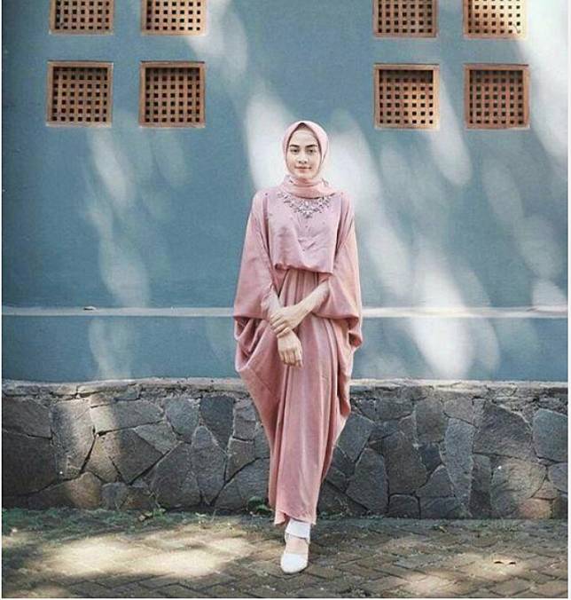 Style Kondangan Hijab Gamis