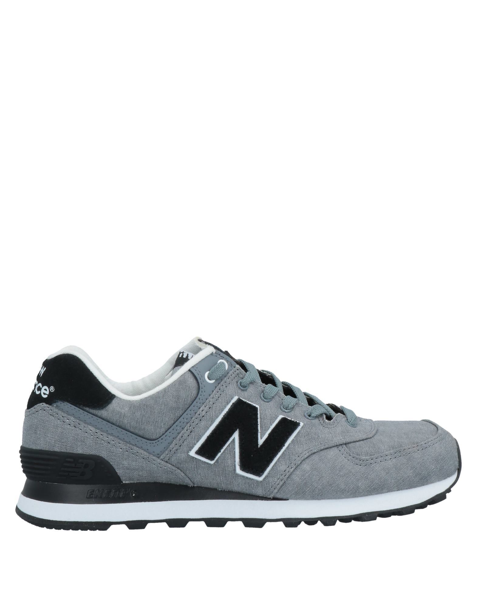 contrasting applications, logo, two-tone, laces, round toeline, flat, fully lined, rubber cleated so