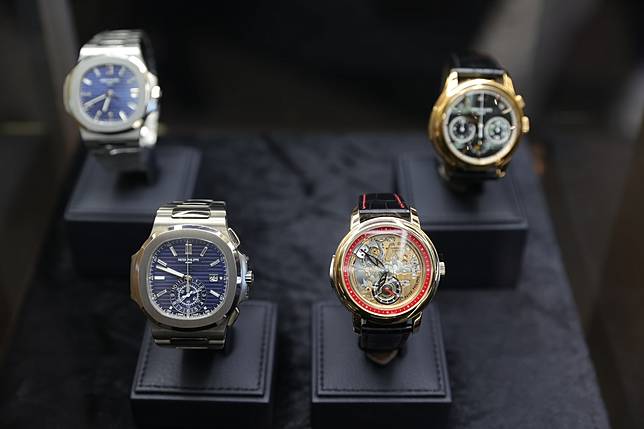 Patek gaysorn clearance