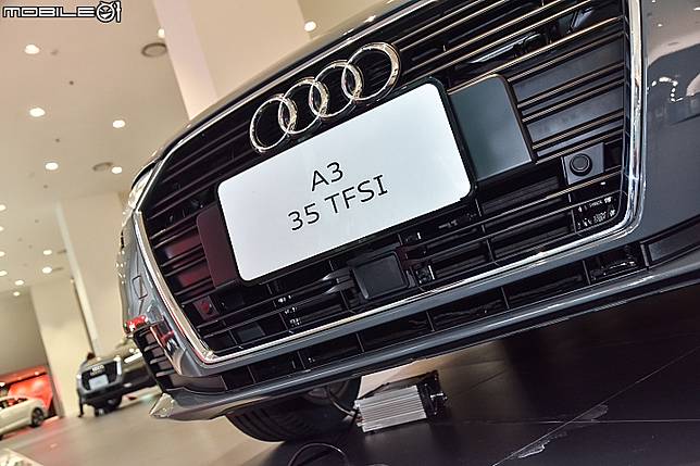 賞實車 2019年式audi A3 Sportback抵達展間 增列acc主動定速巡航 車道維持等配備 Mobile01 Line Today