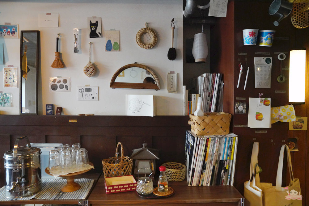 弘大&延南洞咖啡 MOMENT COFFEE (모멘트카페)，美味吐司自己烤，日系雜貨文青風、韓式網美咖啡店