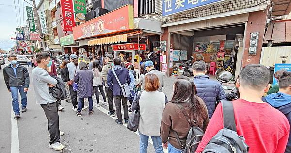 【彰化美食】北斗肉圓生-1顆20元的爆人氣排隊肉圓店