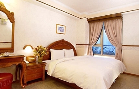 *含自助早餐兩客n*水療泡湯設施使用