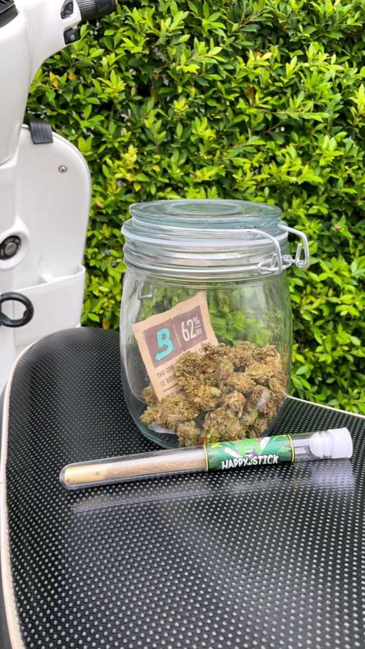 💚Welcome to “HAPPY STICK” 💚