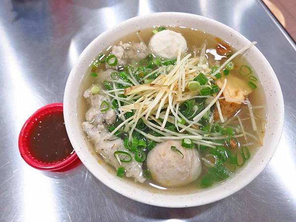 【永和美食】龜叟の什錦麵-巨無霸超級多料的什錦麵 【永和美食】龜叟の什錦麵-巨無霸超級多料的什錦麵