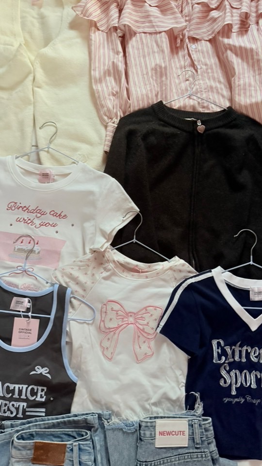 ปล่อยต่อเสื้อผ้า ร้าน Meww