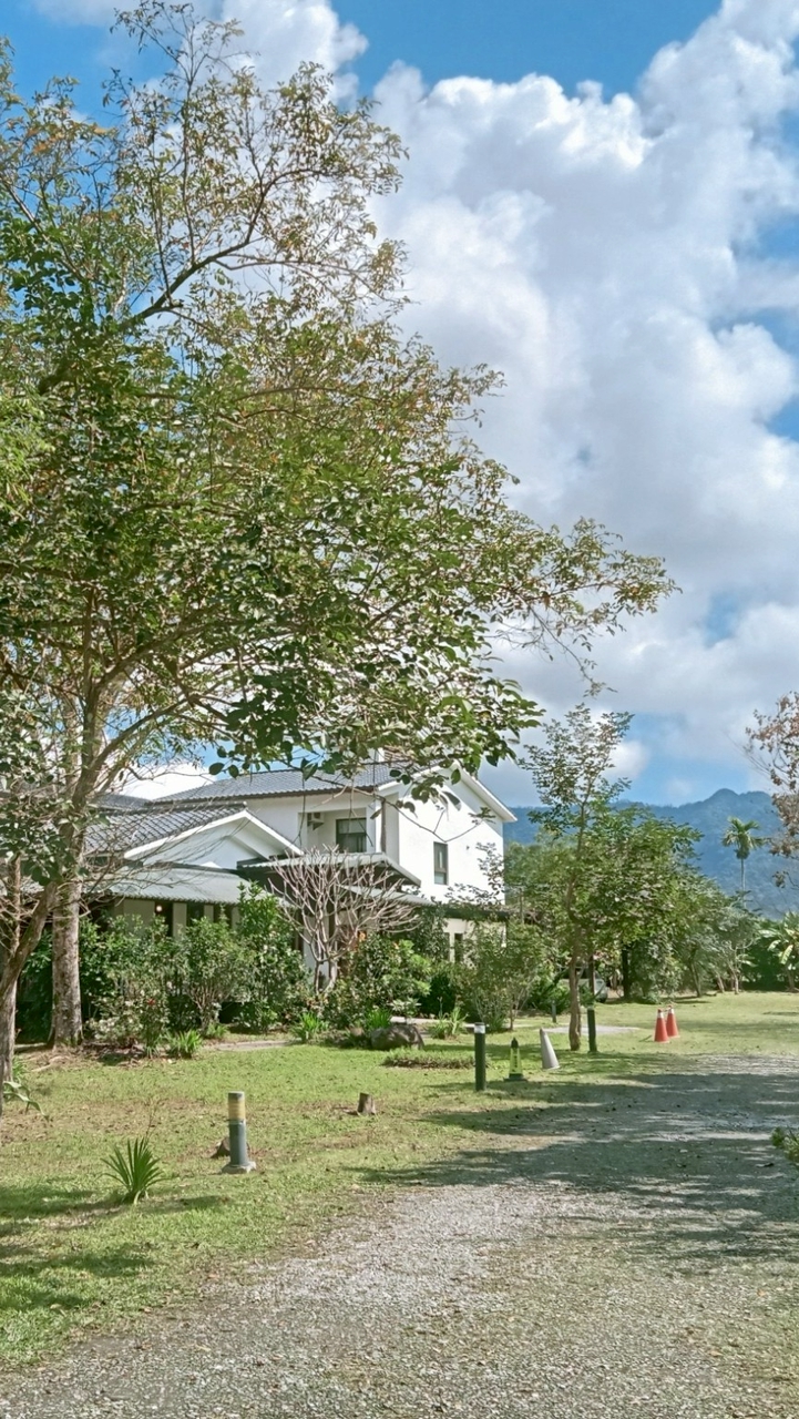 1142二技妝品論語中的生活藝術