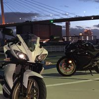 YZF-R125
