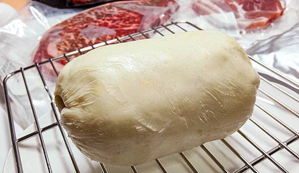 【宅配美食】唯典客-老饕級肉品、頂級肉品、頂級和牛、頂級食材、威靈頓牛排！年菜肉品必備、火鍋季肉品、干貝CAB 美國熟成沙朗%2F肋眼牛排、巧克力和牛後腰牛排、北海道超巨大干貝