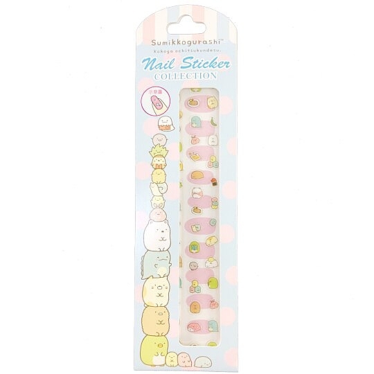 先清潔指甲表面 刷上指甲油後直接貼上 再刷一層透明指甲油會更持久喔