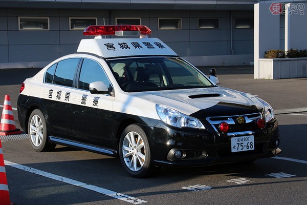 クラウン のセダン消滅でパトカーどうなる 代替候補は