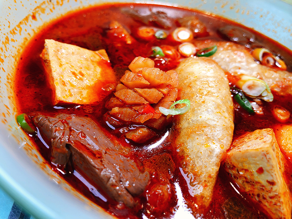 波記茶餐廳,港式下午茶,忠孝復興美食,私宅教父,香港街邊小吃,東區平價小吃,東區平價港式,東區平價聚餐餐廳,香港大牌檔,東區懷舊餐廳,台北懷舊餐廳