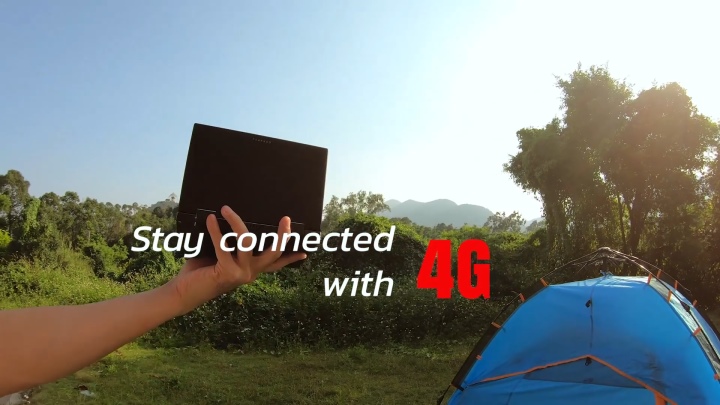 它最大的特色就是內建4G行動網路通訊模組。