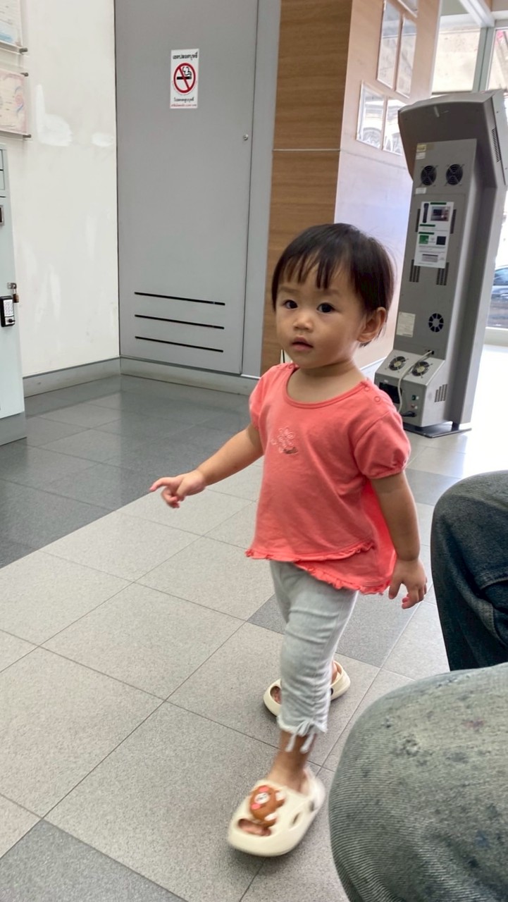 เสื้อผ้าเด็กมือสองบ้านน้องณดา👧🏻