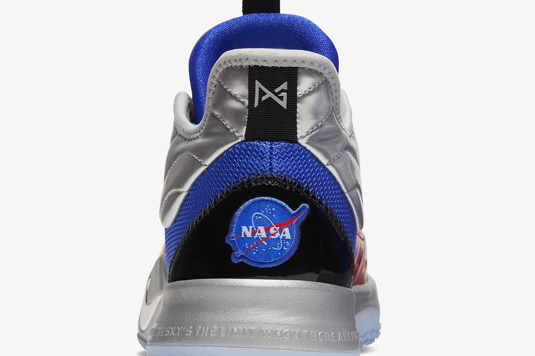 新聞分享 / Nike PG3 x NASA 藍色主調配色備戰新球季 後跟阿波羅 13 號成主角 | LINE購物