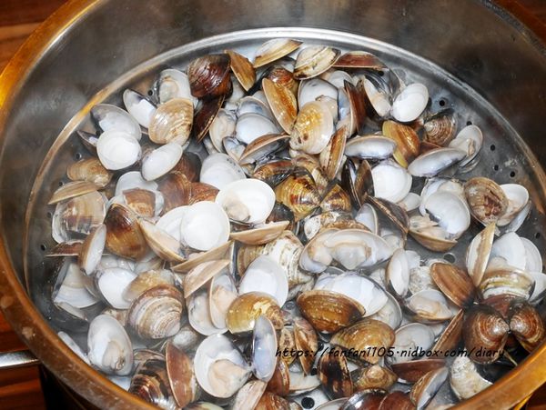 【台北火鍋】極蜆鍋物 #蛤蜊火鍋 #泰式蛤蜊酸辣鍋底 #松山區美食 #松山火鍋 #蒸氣火鍋 (10).JPG