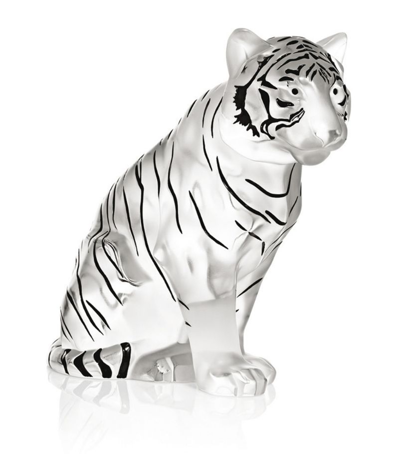 An icon of bravery and strength, Lalique presents this tigersitting a proud and majestic pose. Detai