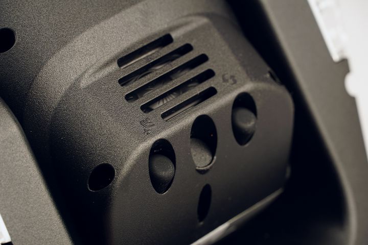 Amaryllo愛瑪麗歐打造的不僅是網路攝影機，更是安防機器人！具備自動追蹤功能及AI辨識功能的AR系列智慧保全