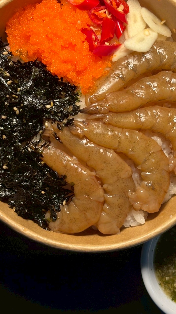 ร้านJOONGJOONG ข้าวหน้ากุ้งดองมอศิลปากร