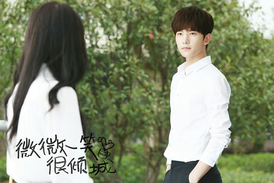 陸劇讓人欲罷不能的「禁慾系男主」TOP 1：楊洋 飾演《微微一笑很傾城》肖奈