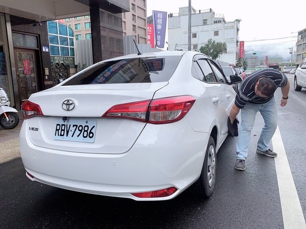 「花蓮旅遊」花蓮租車三天二夜輕旅行自駕遊，盛夏消暑追鯨趣-花蓮永宬租車，老時光燒肉酒肴，欣欣麵館不是麵店，小花公寓民宿與窩WOW青年旅館直擊分享