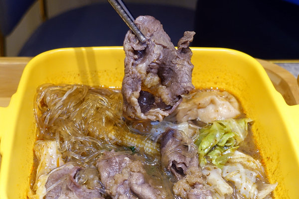 1+1鍋物辣MINI，台北京站麻辣小火鍋，超彭湃台北麻辣個人小火鍋(含辣MINI菜單、付款)