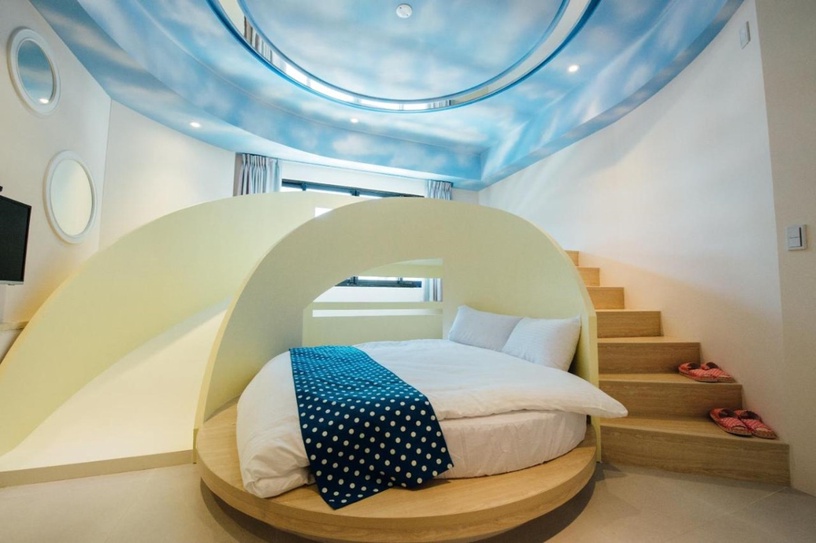 台南親子民宿推薦8：黃色風箏