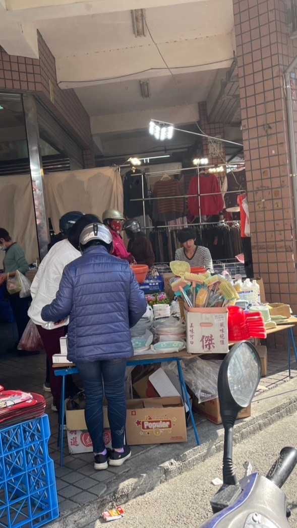 南部市場19元（夫妻帶二寶攤）