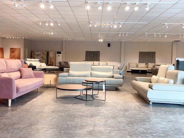 「台中沙發推薦」台灣唯一在台生產設計販售一條龍客製化訂製沙發床墊服務，全面使用歐洲台灣高品質良心材料-Mr.Sofa沙發先生台中體驗館直擊分享