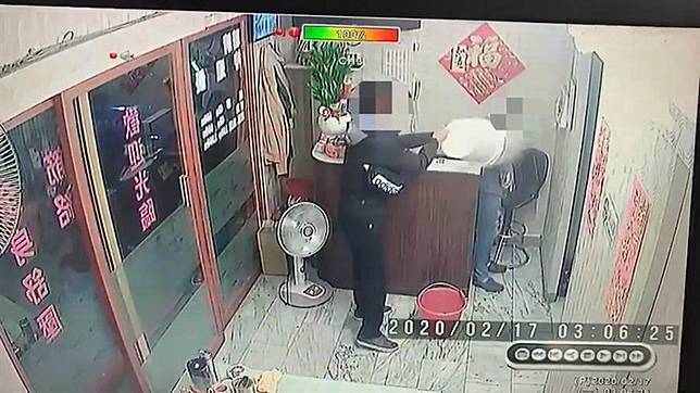 越南按摩妹遭熟客燒死 老公現身派出所「他常騷擾我老婆」