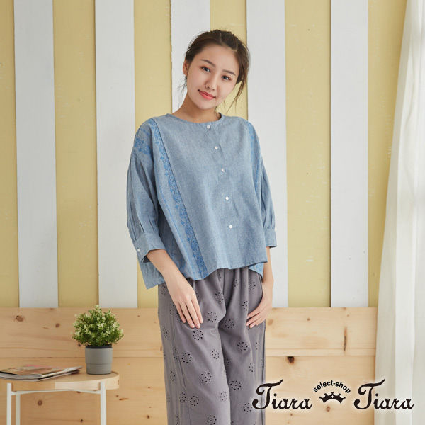 【Tiara Tiara】百貨同步 側邊緹花寬版半袖襯衫(藍/灰/駝) 預購 新品穿搭