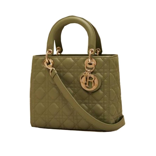 全新真品Dior Lady Dior 中款小羊皮黛妃包 綠色 Lady Dior包款完美體現了Dior品牌的優雅和美感。這款雋永的作品充滿柔美精緻魅力，洋溢時尚氣息。作品採用綠色頂級小羊皮製作，綴以標