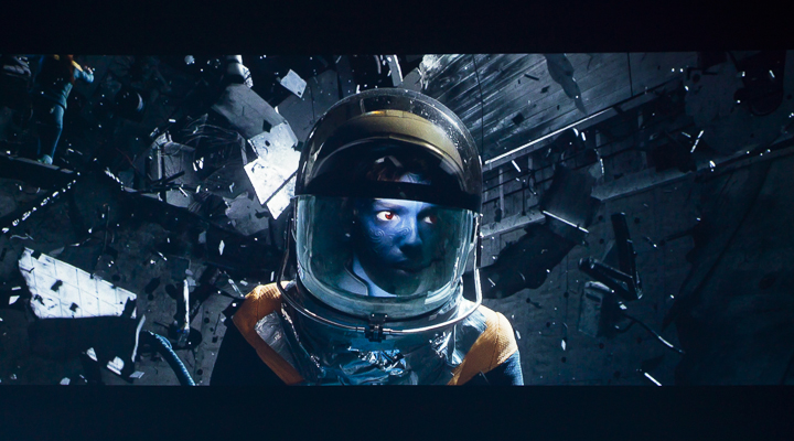 Epson EH-TW750 超高亮度劇院投影機，帶來全家觀影歡樂時光