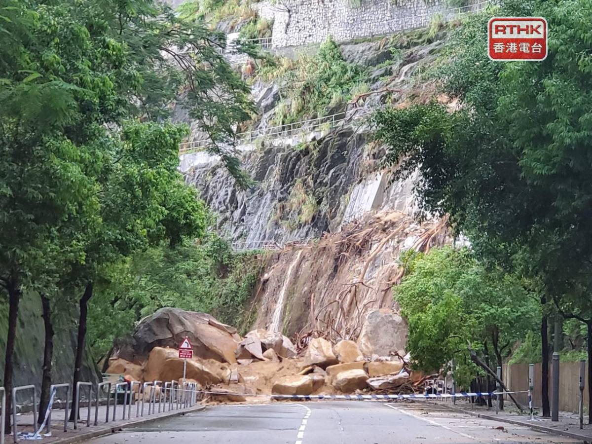 發展局：大雨有機會引致山泥傾瀉 市民應遠離斜坡 香港電台 Line Today 8248