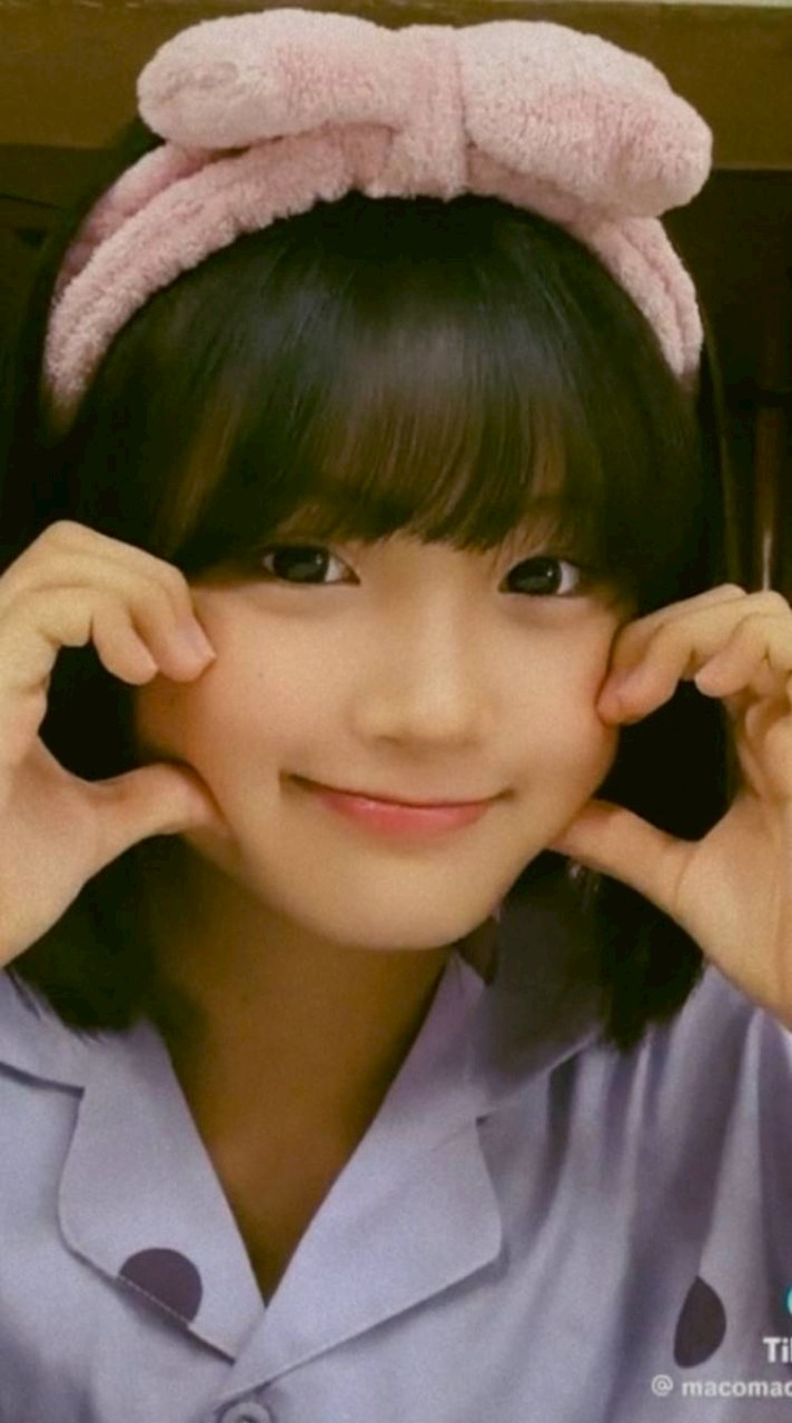 まこるんるーむ🐼💜
