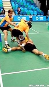 🅱︎🅰︎🅳🅼🅸🅽🆃🅾︎🅽 🏸