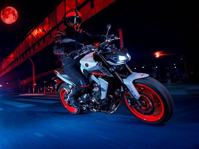 海外快訊 Yamaha Mt 10 Mt 09 Mt 07 Mt 03 全新ice Fluo 配色登場 Mobile01 Line Today