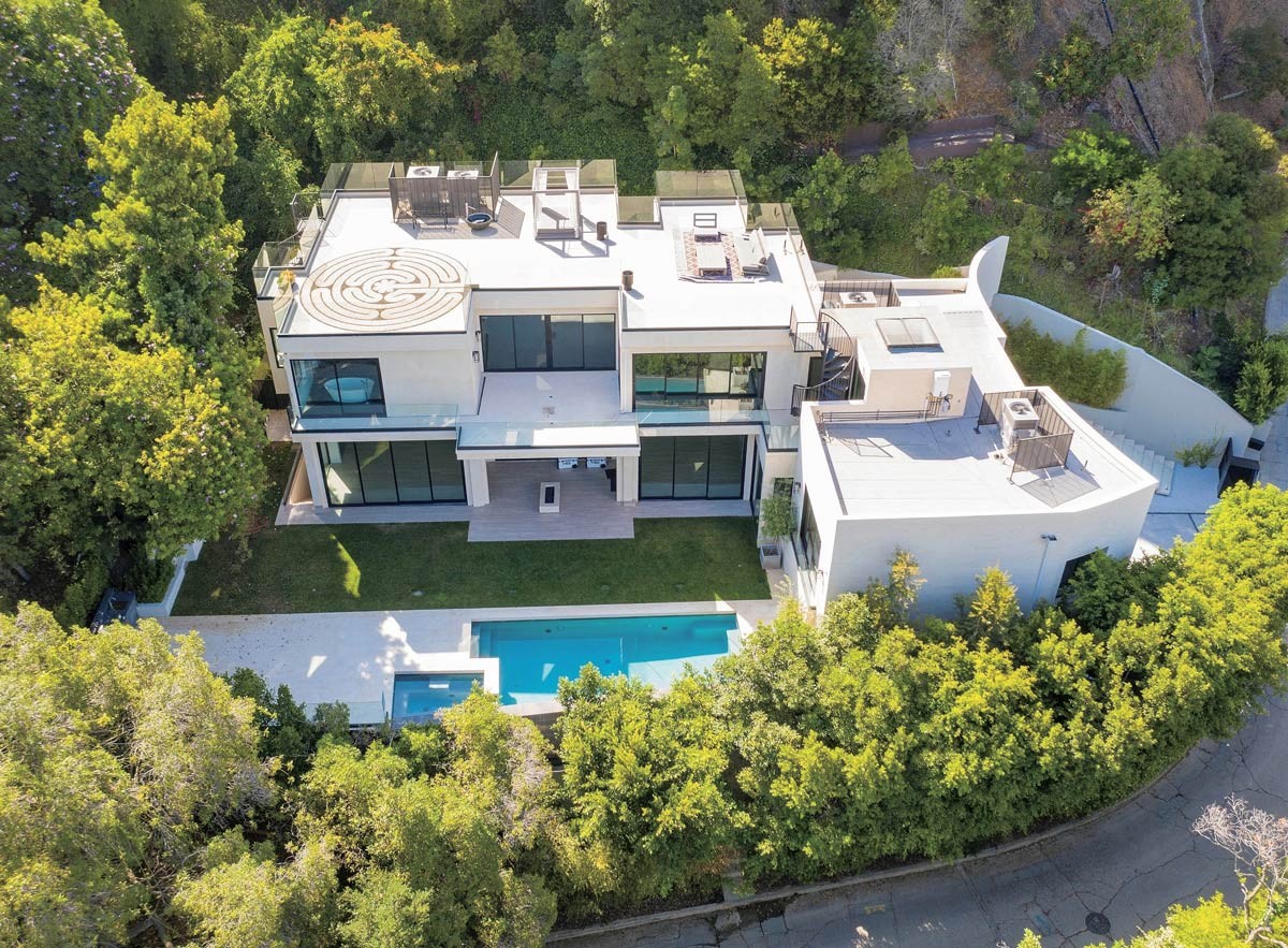 セレブの豪邸パパラッチ！【ブルックリン・ベッカムの豪邸】まさかの逆玉婚!? ベッカム息子の新居 （Safari）