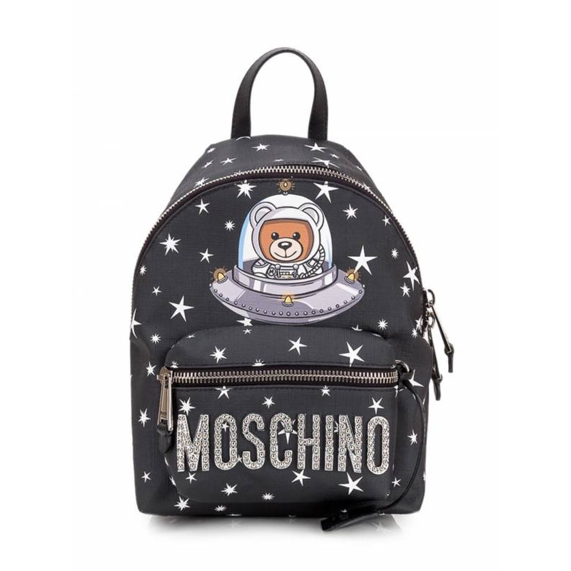 全新真品Moschino UFO星球泰迪圖騰後背包可調節肩帶，頂部提手，全拉鍊，主內部隔層，內置拉鍊口袋，內置標貼，星星印花，帶拉鍊徽標的前拉鍊隔層，正面飾有標誌性泰迪熊印花。材質: 聚胺脂尺寸: 3