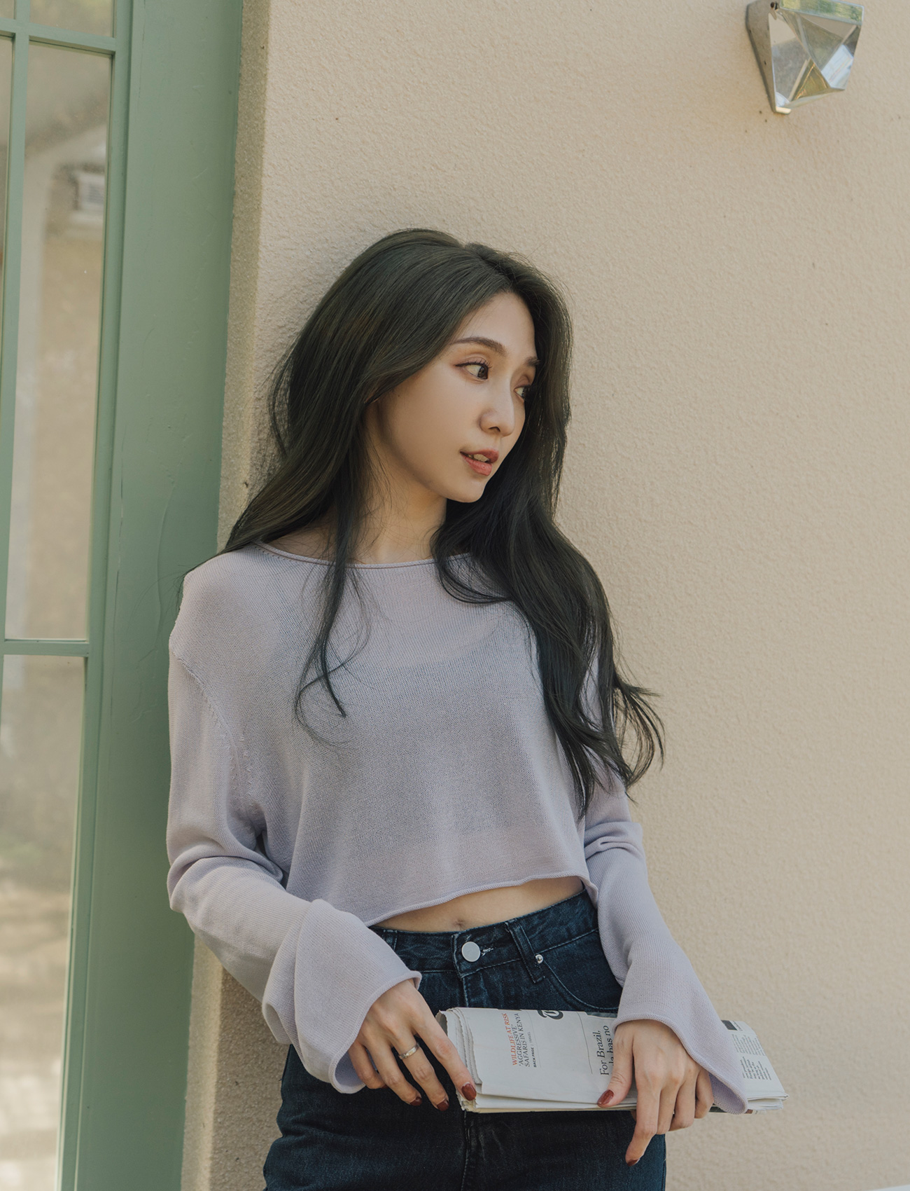 短版薄針織上衣