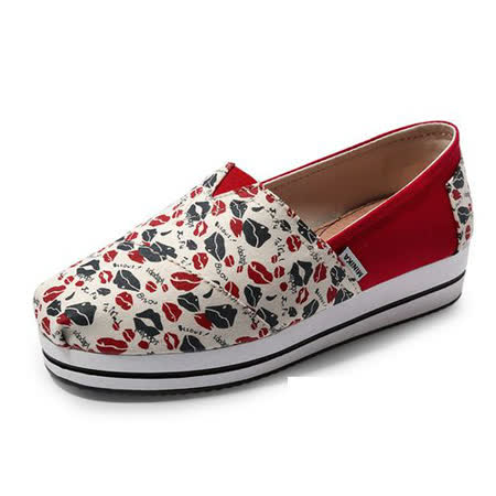 ．舒適 好穿走路鞋 ．邊走路邊運動 ．平底3.5cm厚度