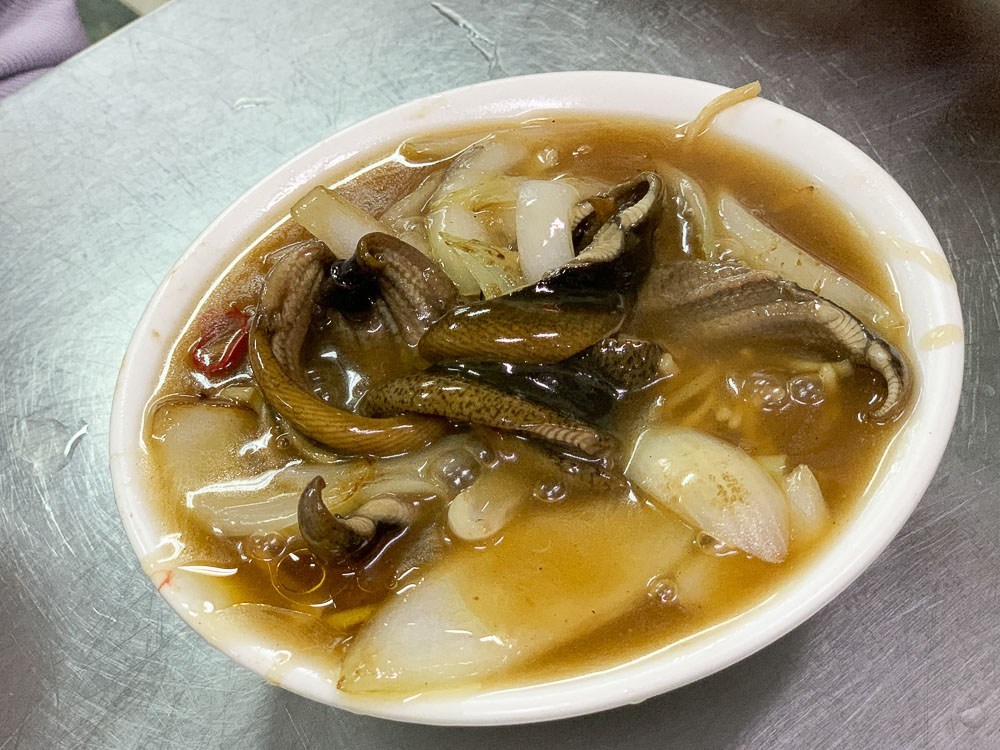 羅山生炒鱔魚麵, 嘉義美食, 嘉義文化路美食, 嘉義小吃, 青蛙湯, 生炒腰只, 生炒鱔魚麵, 錦魯麵