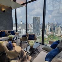 คณะอนุกรรมการย่อย Knightsbridge Prime Sathon