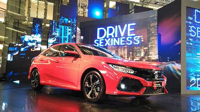 Honda Civic Hatchback Turbo Meluncur, Harganya Mulai Rp399 Juta
