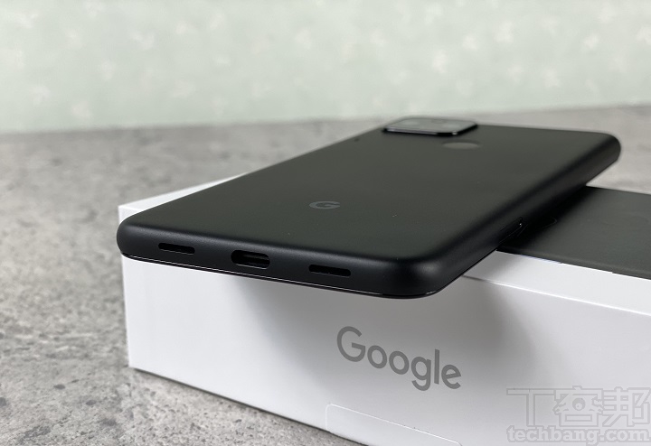 Google Pixel 5 / 4a 5G 開箱比一比，兩款手機該怎麼選？