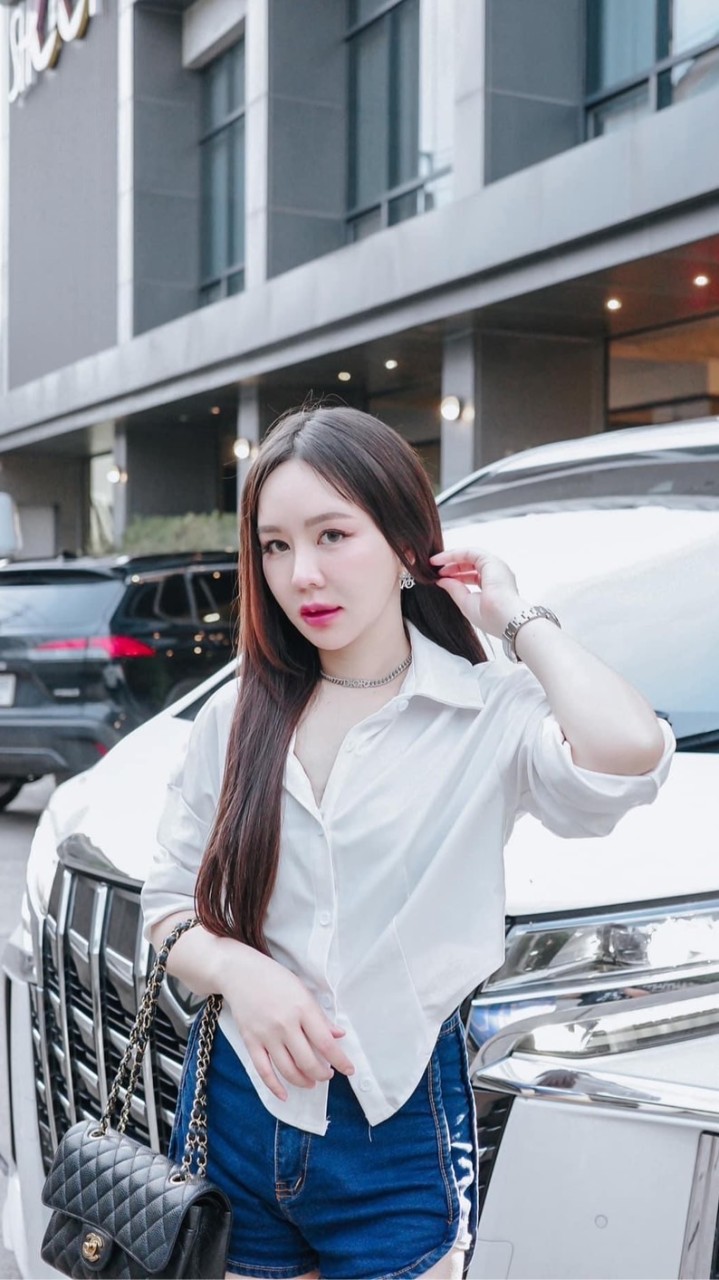 ด้อมพี่สาวค้าบบบ 🧚🏻‍♀️