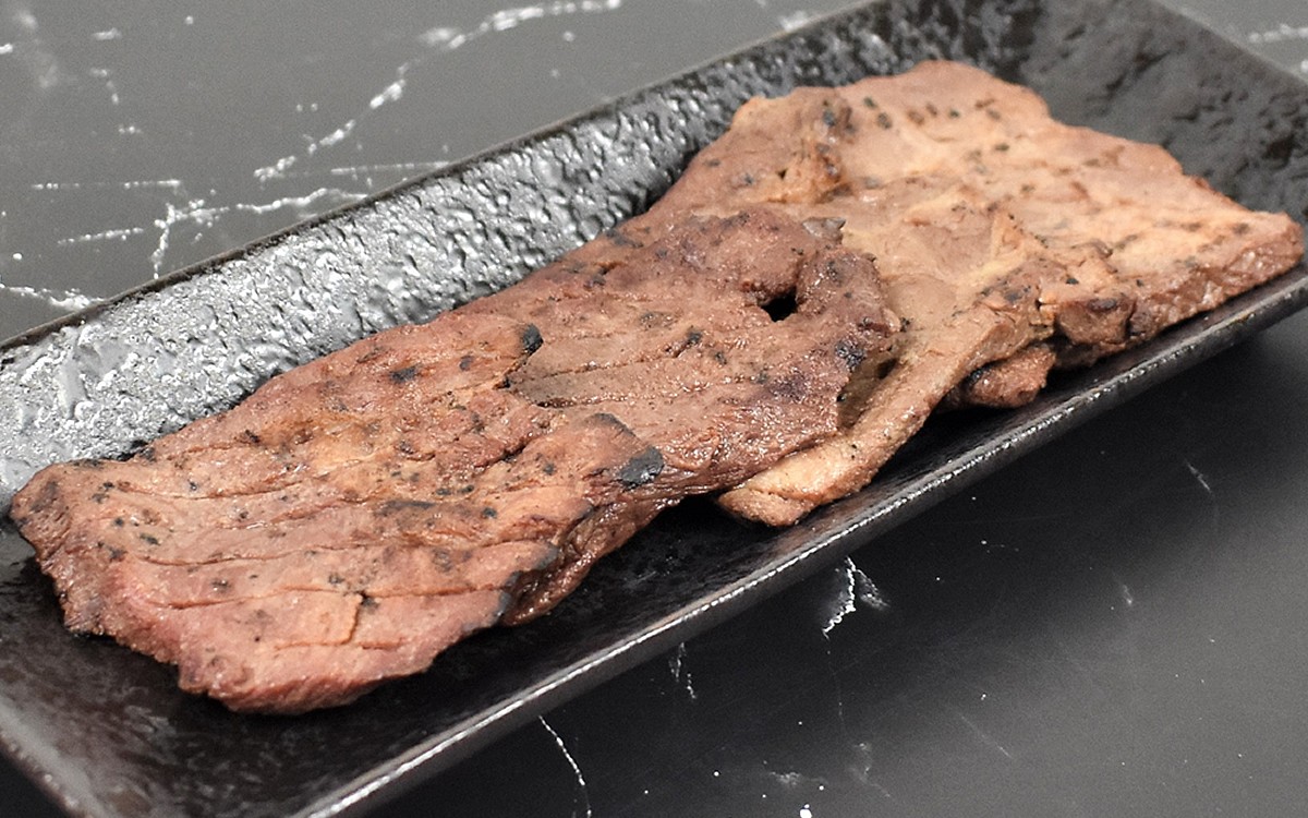 マーモット ゼロブリーズジャケット は 軽量かつ可動域の広いパターンでストレスフリーな着心地