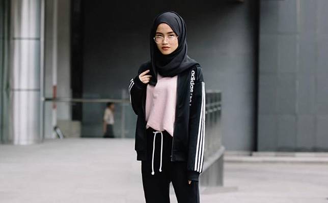 10 Inspirasi Fashion Kasual dari Selebgram Hijab Indonesia 